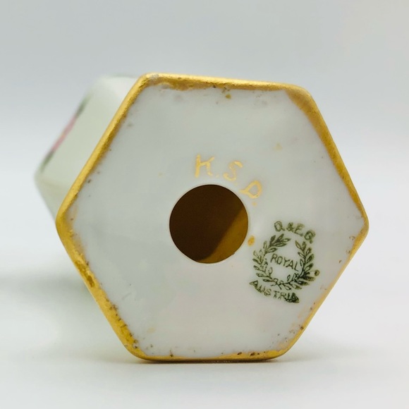 Antique One of a Kind Hand Painted Salt and Pepper Shakers Fine China - Picture 5 of 8